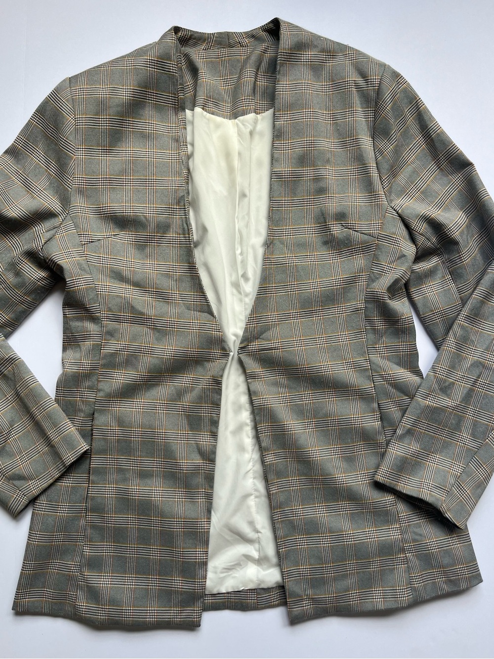 Source Unknown Plaid Open-Front Blazer in Gray and Tan